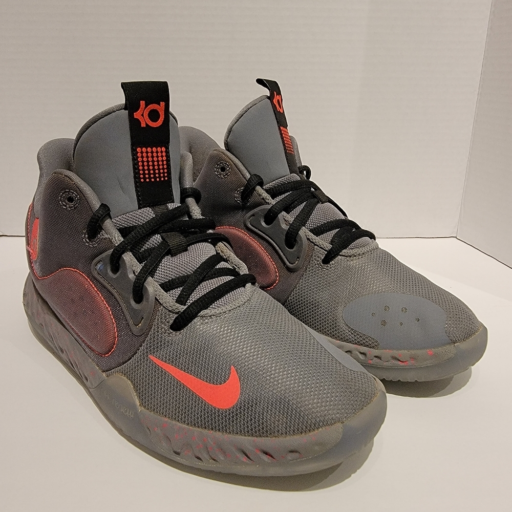 Nike KD Trey 5 IV.